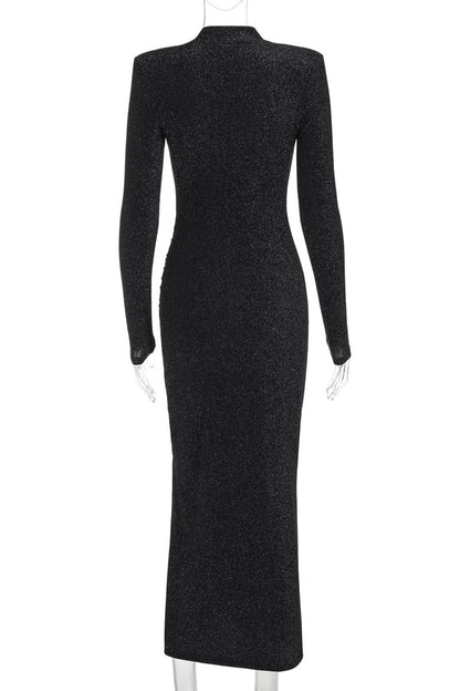 Effortlessly Elegant Dress with a Timeless Design
