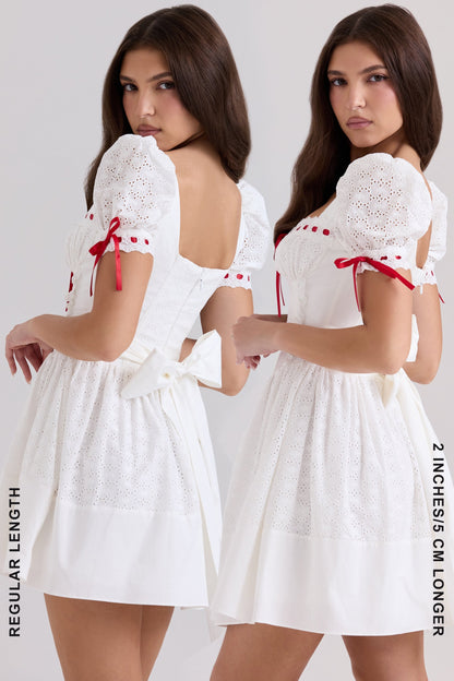 Beautifully Crafted Dress in a Classic Style