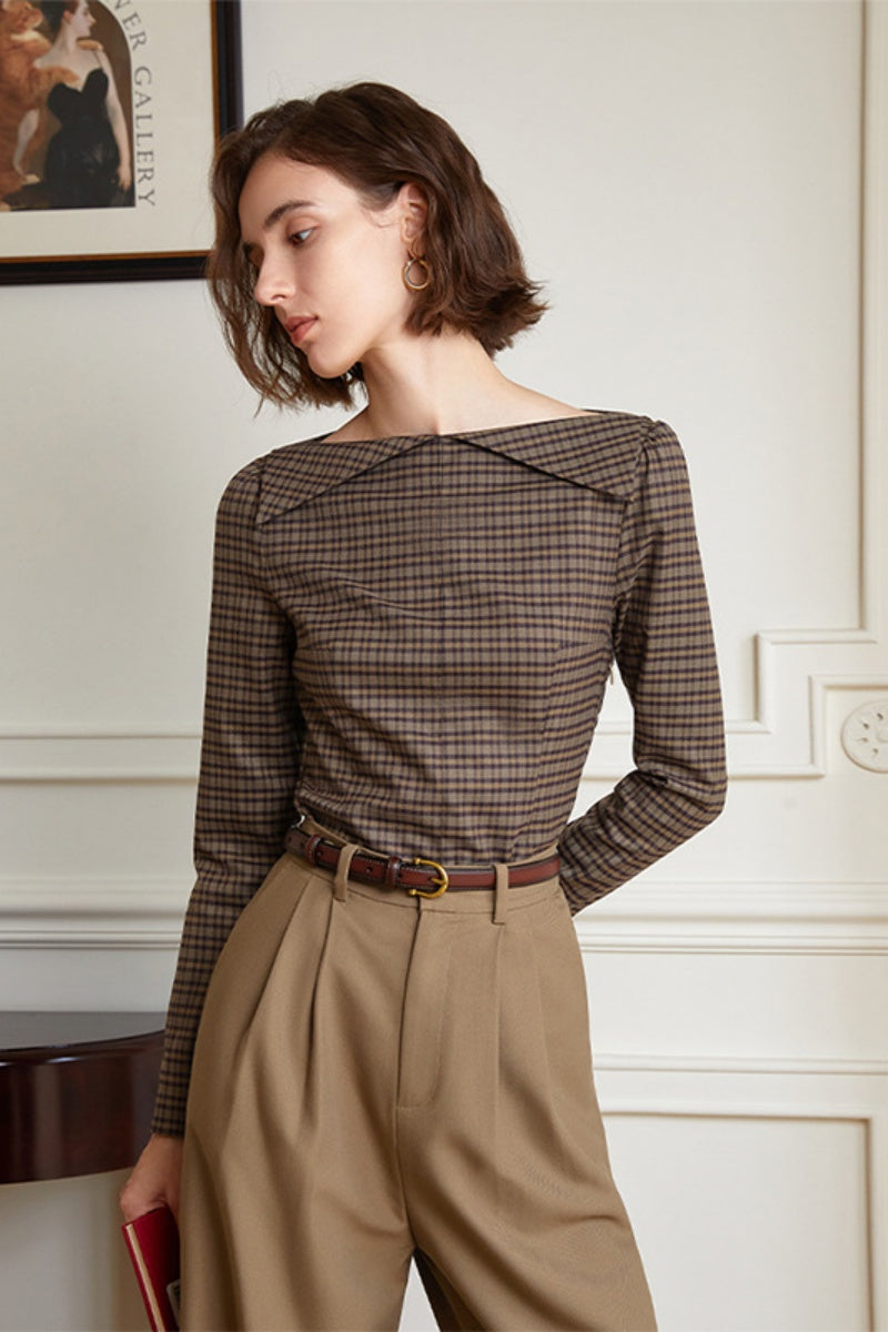 Gracefully Styled Blouse for Any Occasion