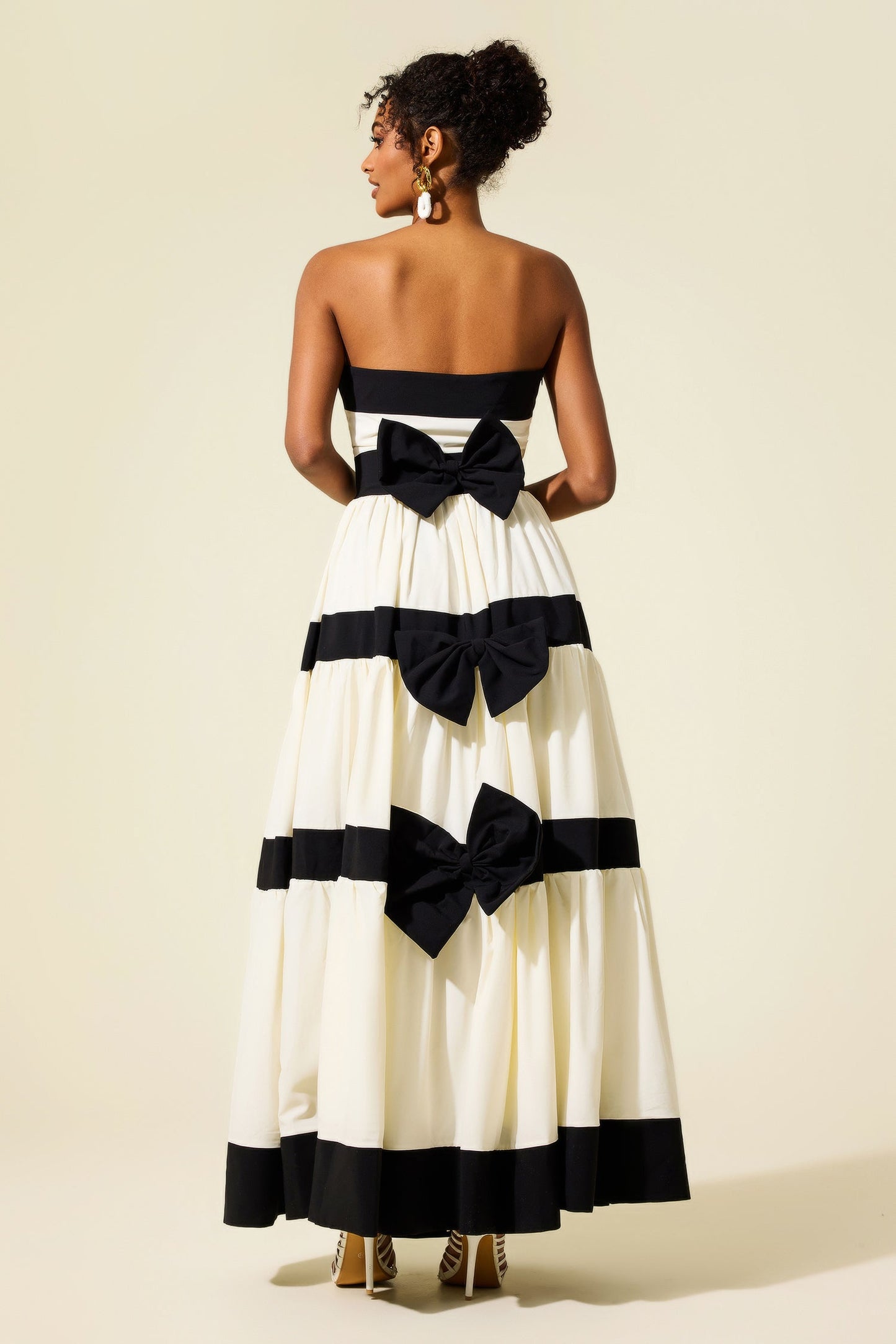 Sophisticated Dress with a Clean Classic Look