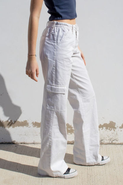 Effortlessly Elegant Garment with a Timeless Design