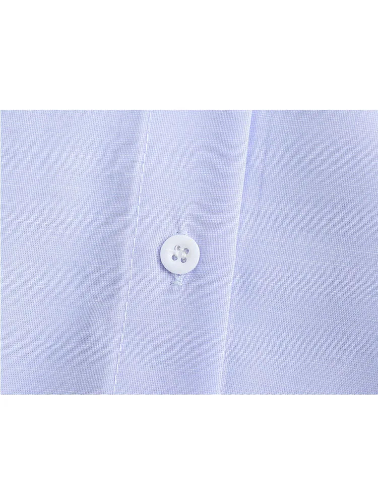 Beautifully Crafted Blouse in a Classic Style