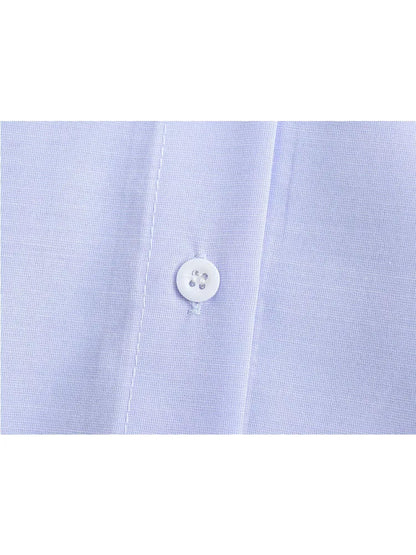 Beautifully Crafted Blouse in a Classic Style