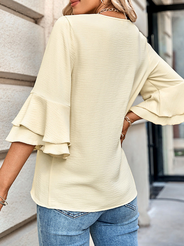 Beautifully Crafted T-Shirt in a Classic Style