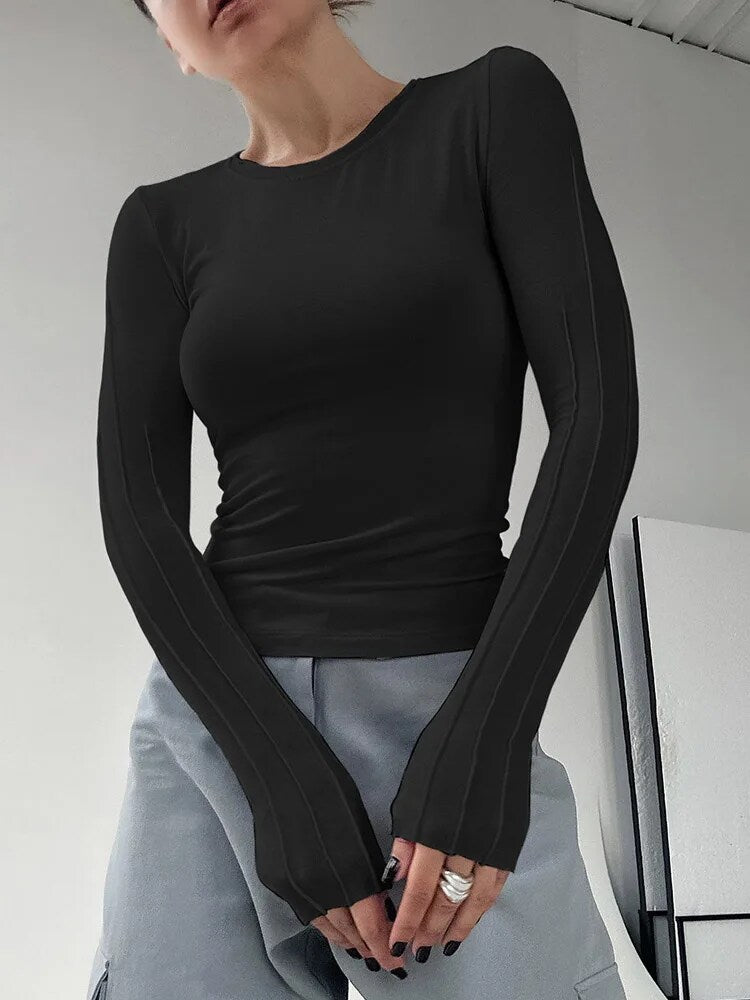 Effortlessly Elegant Pullover with a Timeless Design