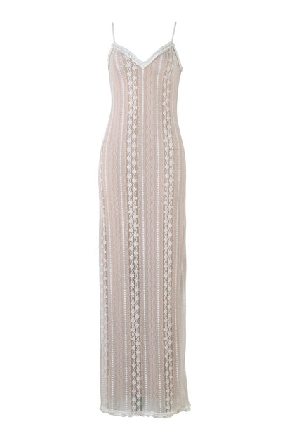 Well Tailored Garment with a Graceful Silhouette