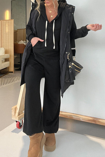 Effortlessly Elegant Garment with a Timeless Design