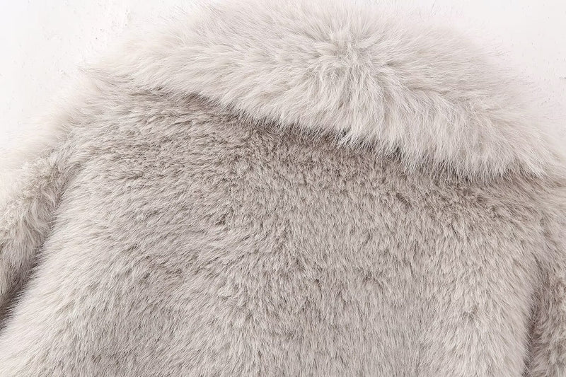 Classic Vintage Coat with a Flattering Fit