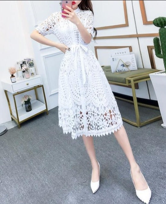Classic Vintage Dress with a Flattering Fit