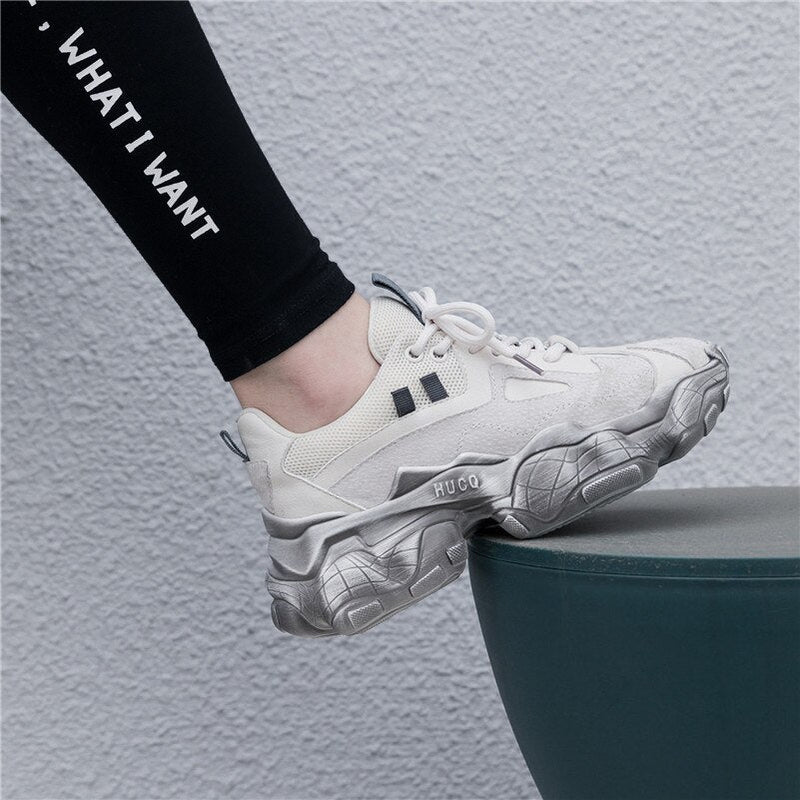 Beautifully Crafted Sneakers in a Classic Style