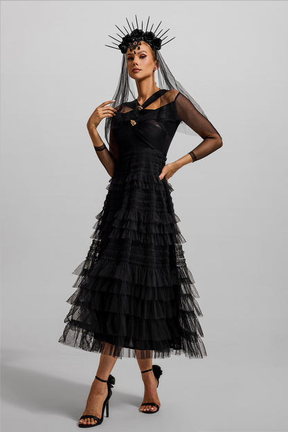 Classic Vintage Dress with a Flattering Fit
