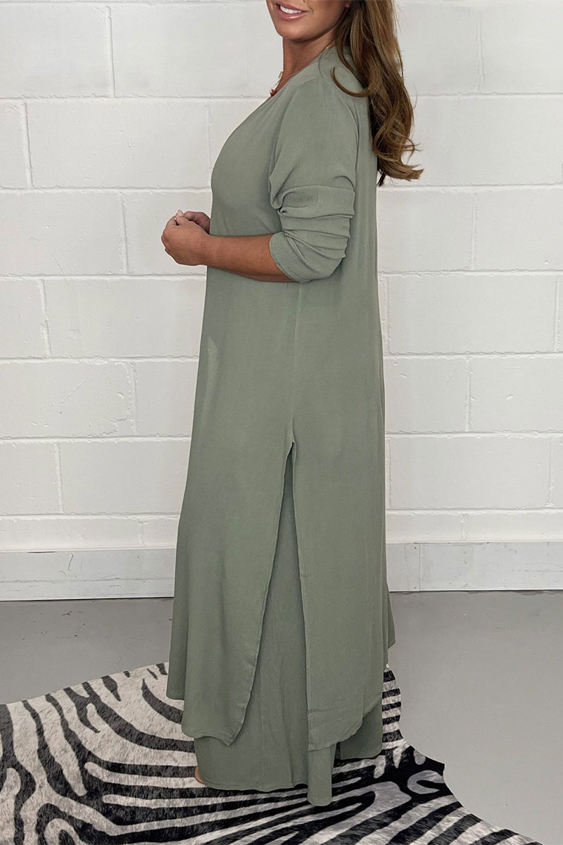 Well Tailored Garment with a Graceful Silhouette