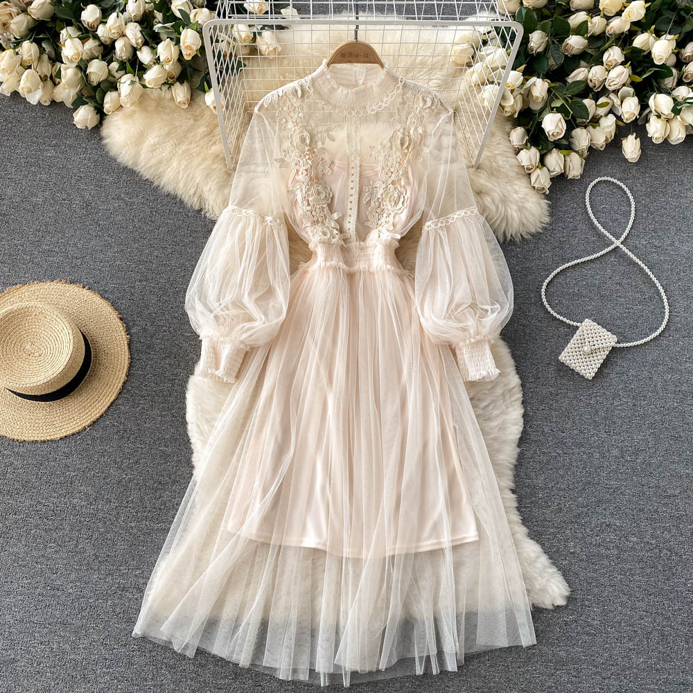 Classic Vintage Dress with a Flattering Fit