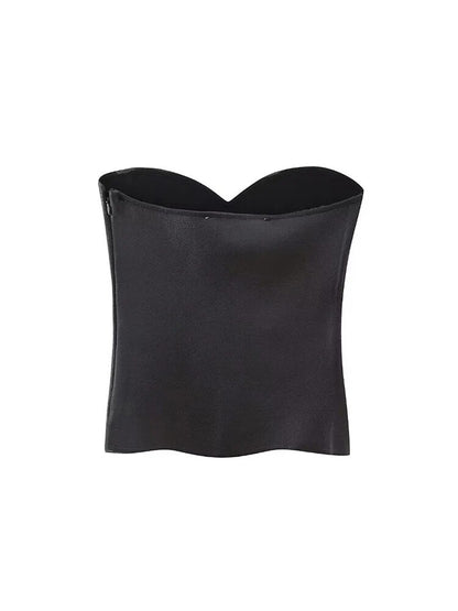 Classic Vintage Top with a Flattering Fit