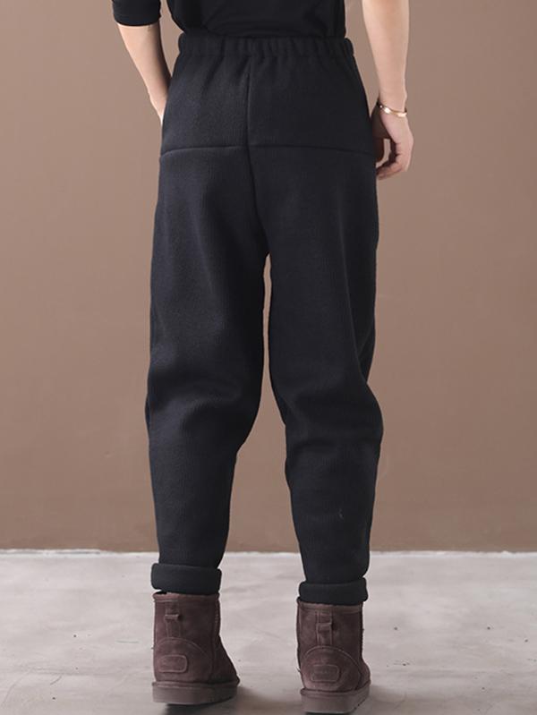Classic Vintage Pants with a Flattering Fit