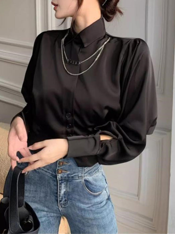 Beautifully Finished Blouse in a Timeless Design