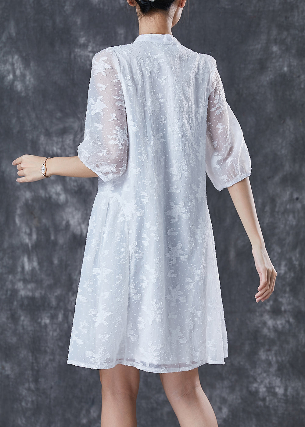 Gracefully Styled Dress for Any Occasion