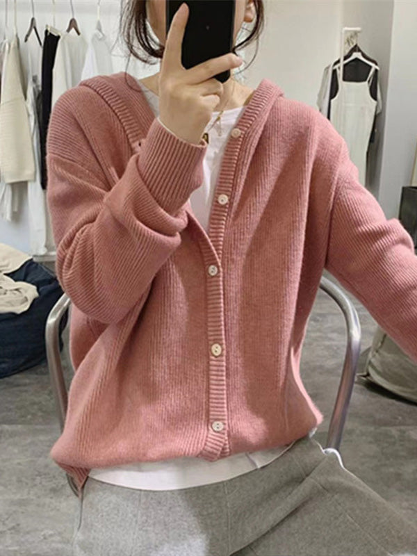 Well Tailored Cardigan with a Graceful Silhouette