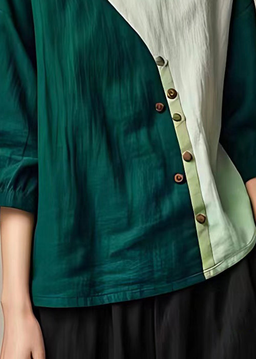 Classic Vintage Shirt with a Flattering Fit
