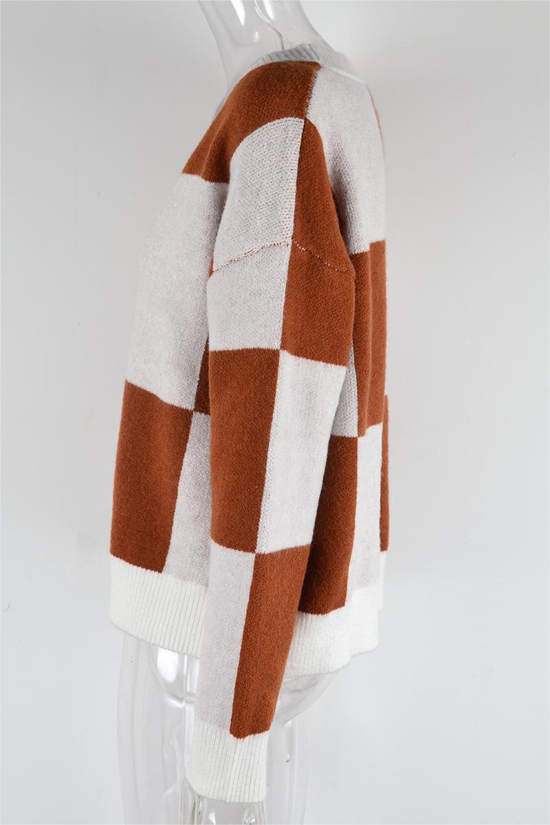 Beautifully Finished Cardigan in a Timeless Design