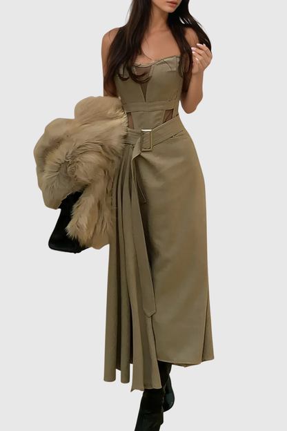 A Vintage Style Dress with Delicate Timeless Details