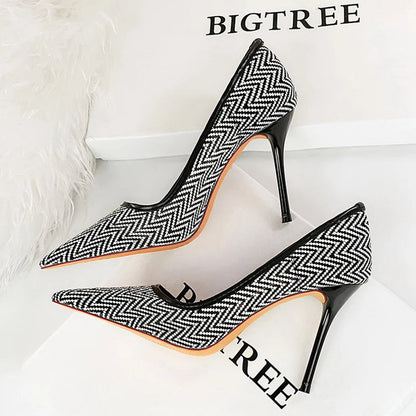 Elegantly Styled Heels for Everyday Wear