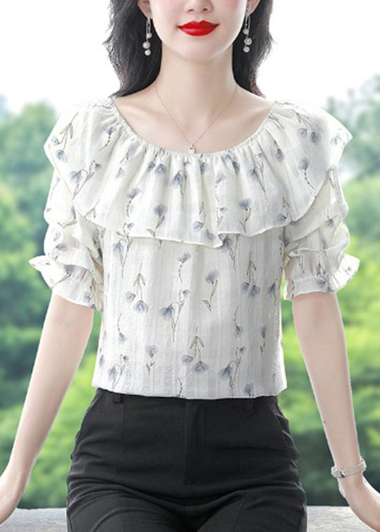 Beautifully Finished Blouse in a Timeless Design