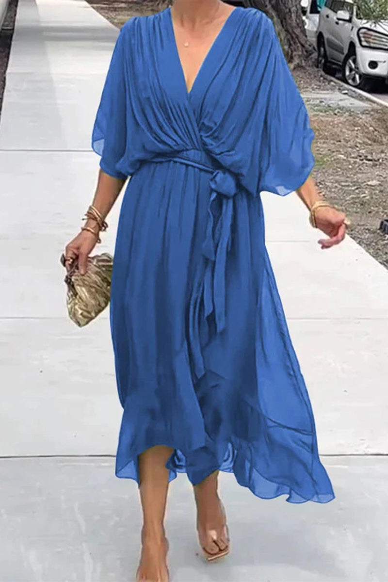 Gracefully Styled Dress for Any Occasion