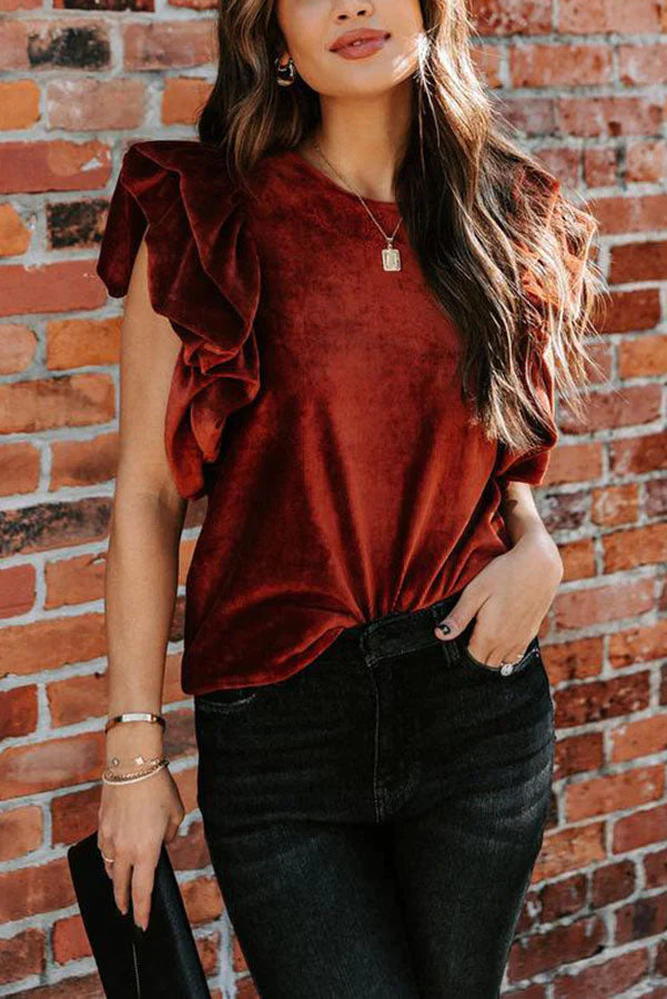 Polished Top with an Effortless Classic Look