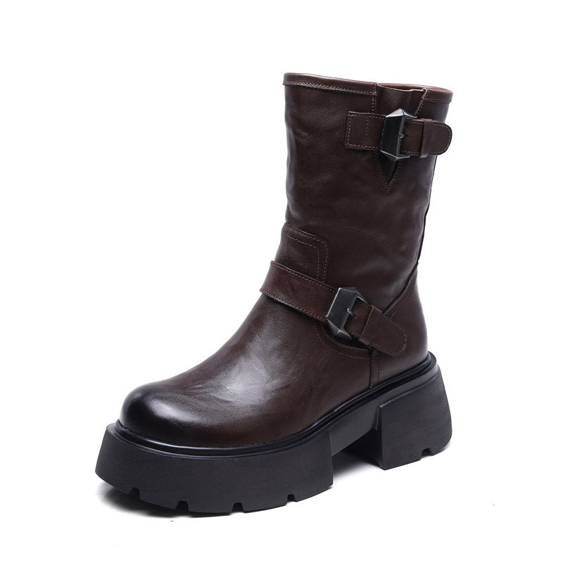 Polished Boots with an Effortless Classic Look