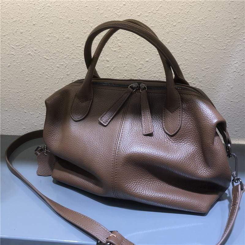 Sophisticated Bag with a Clean Classic Look