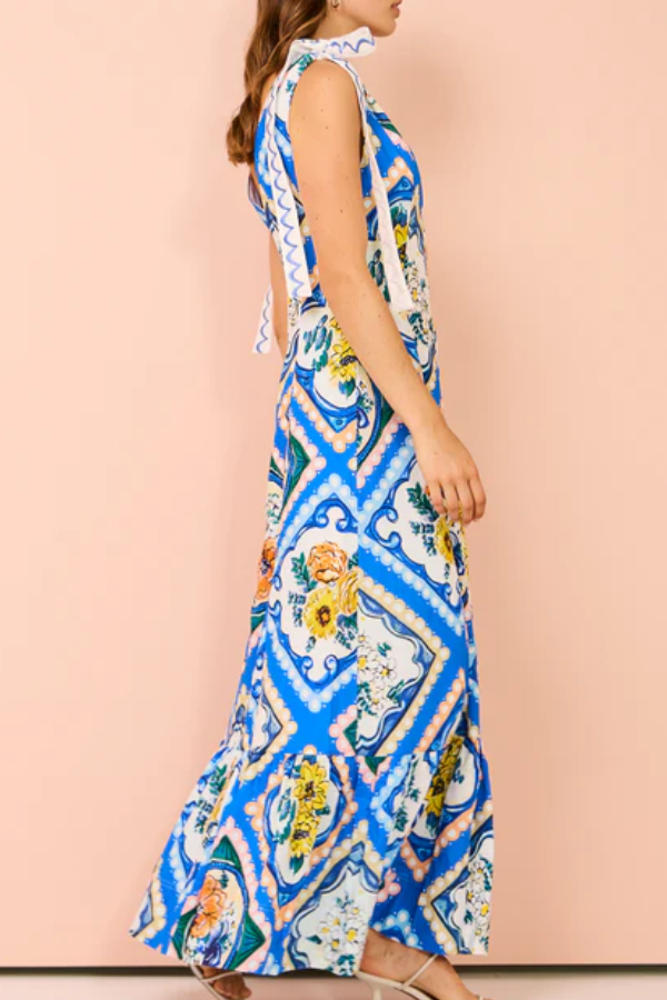 Classic Vintage & Enduringly Stylish Dress