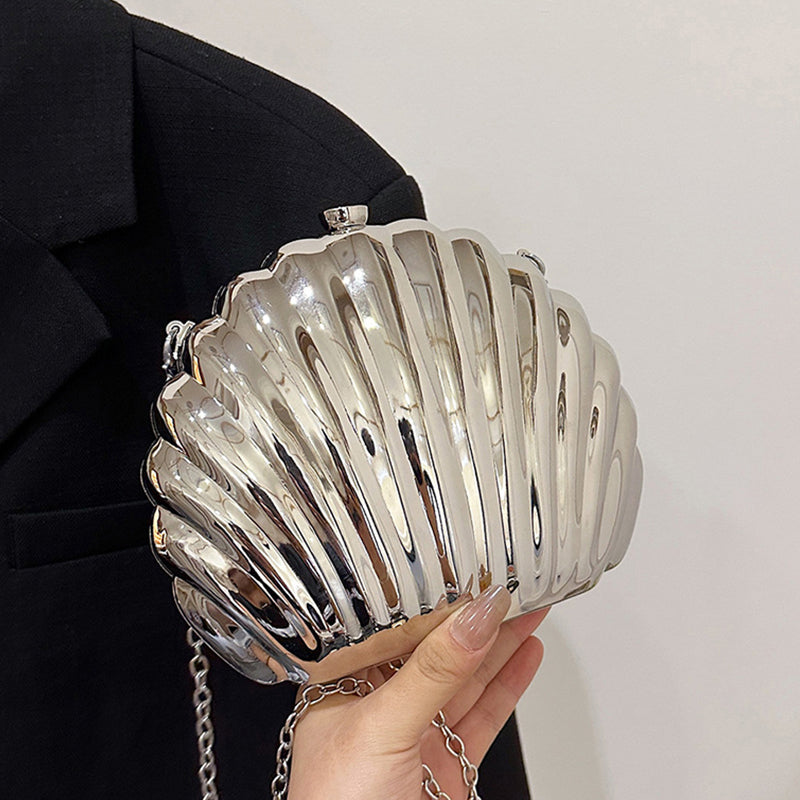 A Vintage Style Bag with Delicate Timeless Details