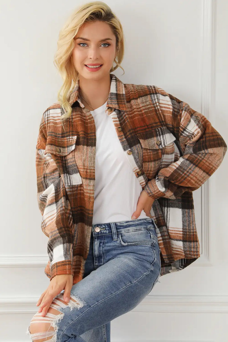 Effortlessly Elegant Garment with a Timeless Design