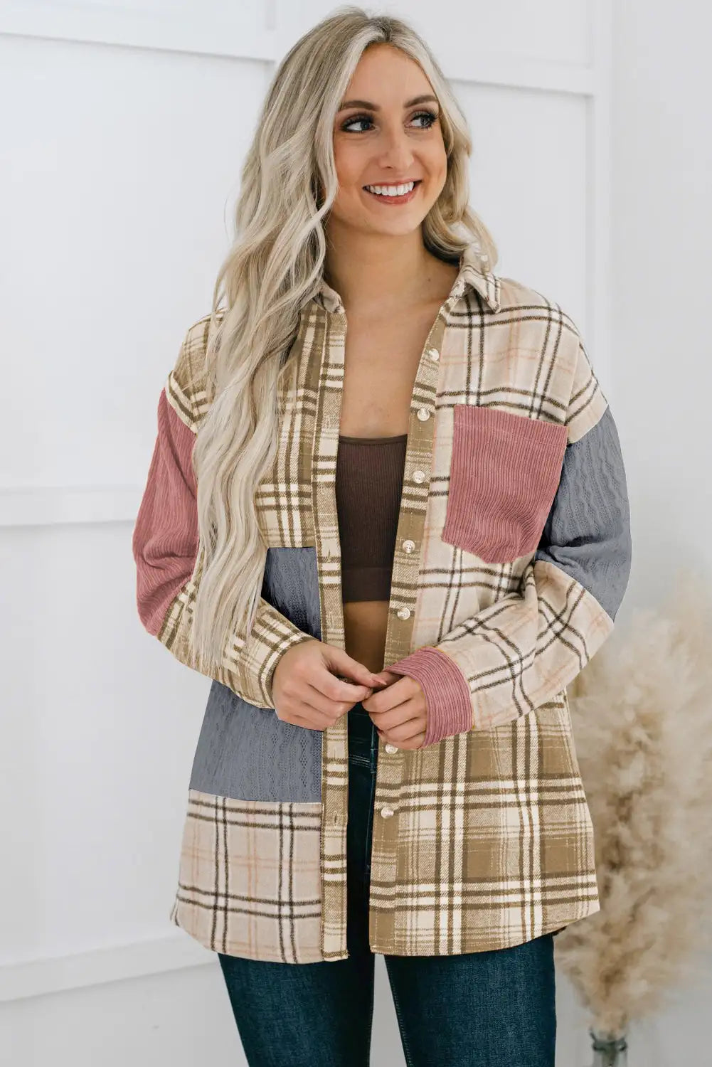 Well Tailored Jacket with a Graceful Silhouette