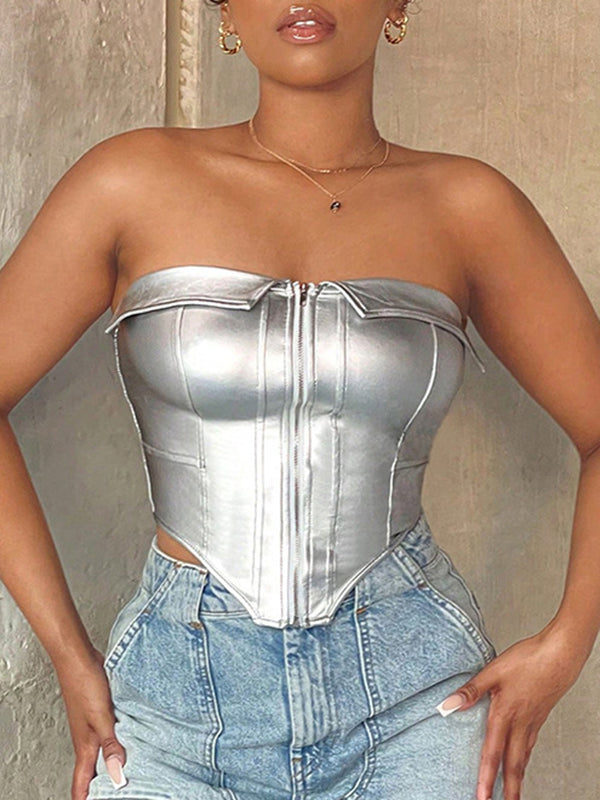 Well Tailored Top with a Graceful Silhouette