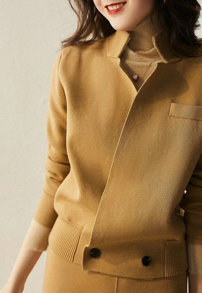Gracefully Styled Garment for Any Occasion