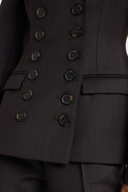 Sophisticated Pants with a Clean Classic Look