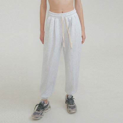 Classic Vintage Trousers with a Flattering Fit