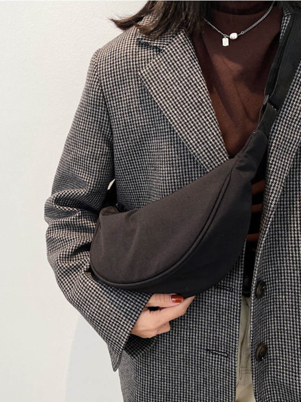 Sophisticated Bag with a Clean Classic Look