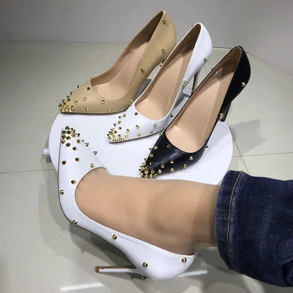 Classic Vintage Shoes with a Flattering Fit