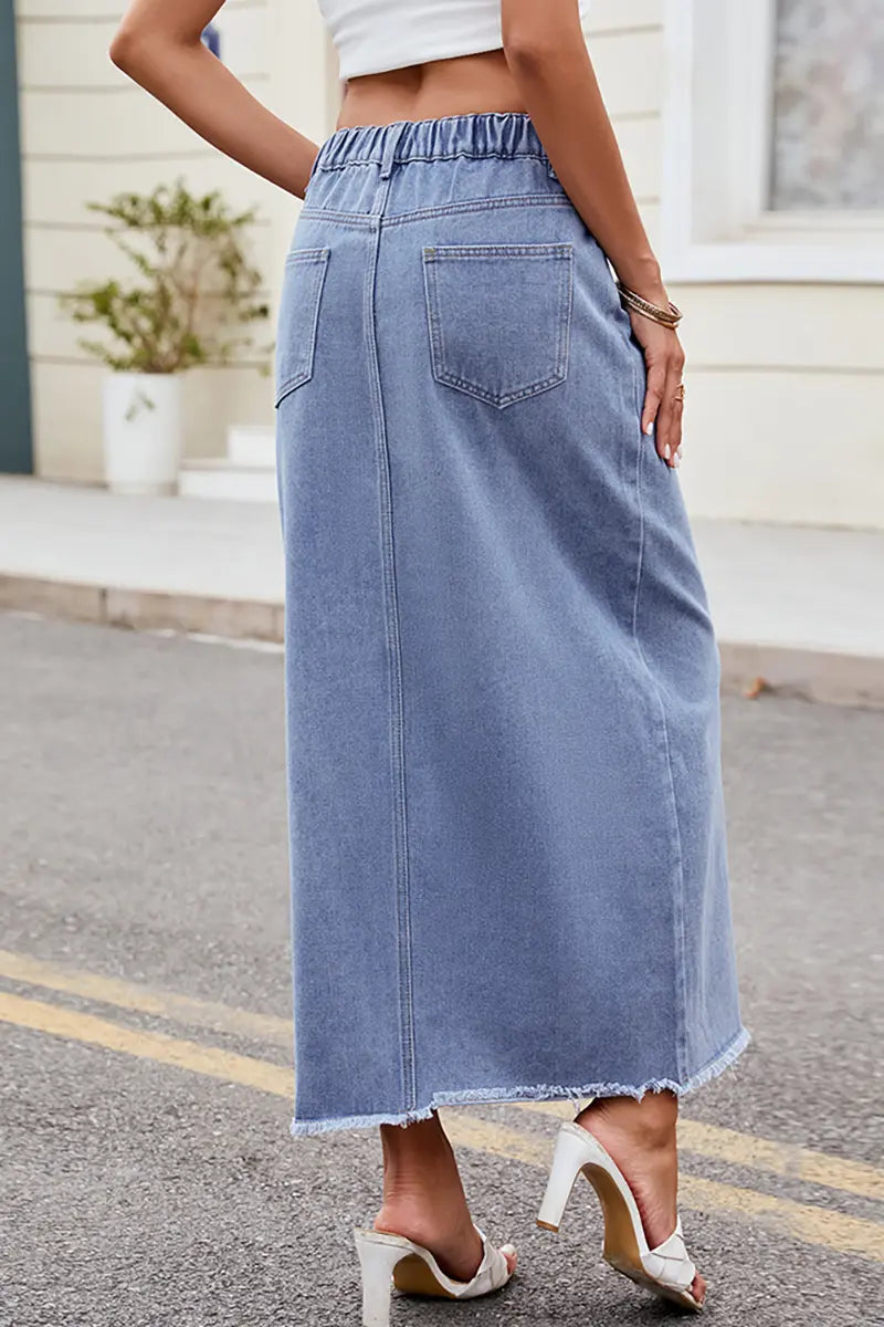 Gracefully Styled Garment for Any Occasion