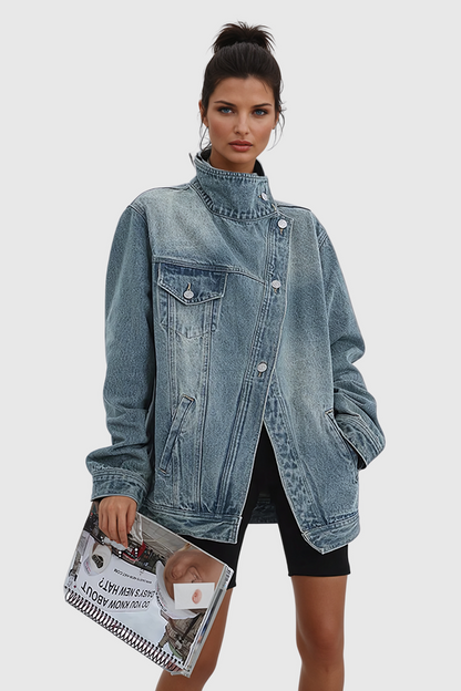 Well Tailored Jacket with a Graceful Silhouette