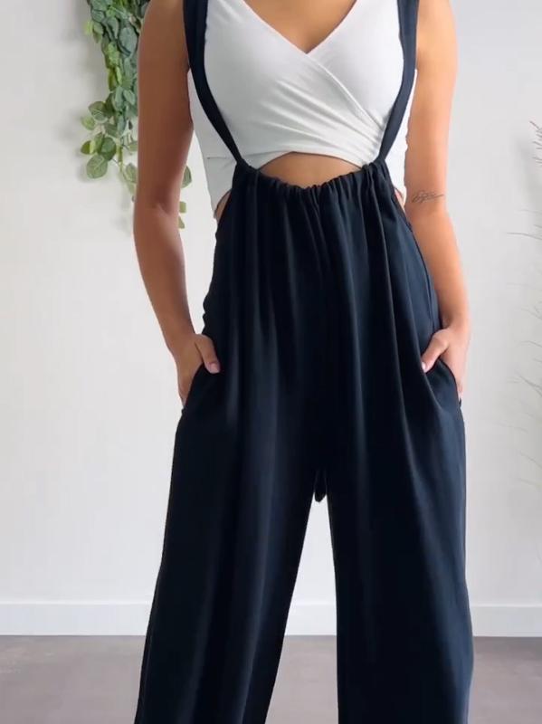 Effortlessly Elegant Pants with a Timeless Design