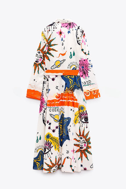 Beautifully Finished Dress in a Timeless Design