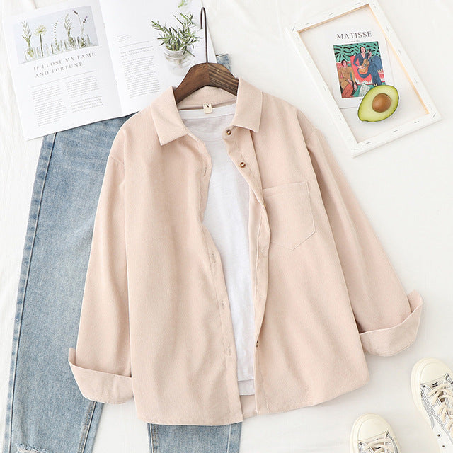 Effortlessly Elegant Blouse with a Timeless Design