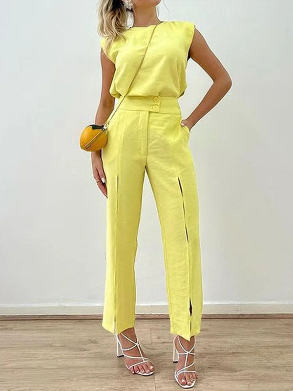 Sophisticated Pants with a Clean Classic Look