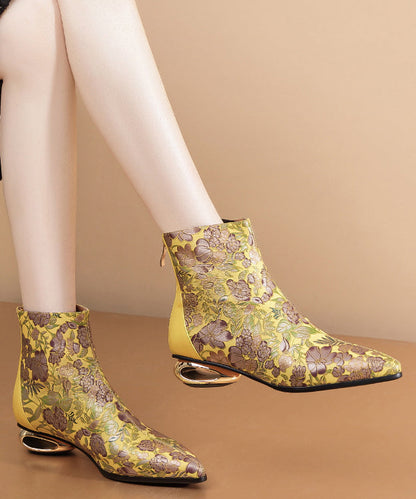 Beautifully Finished Boots in a Timeless Design