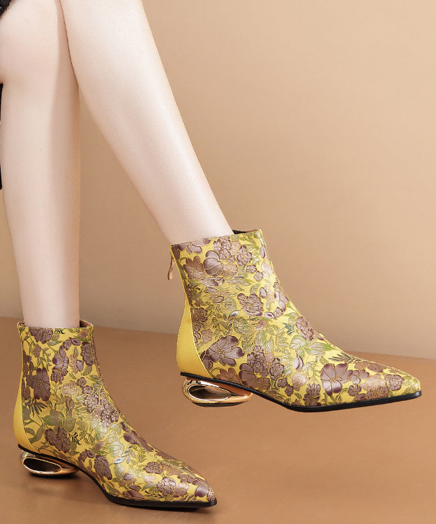 Beautifully Finished Boots in a Timeless Design
