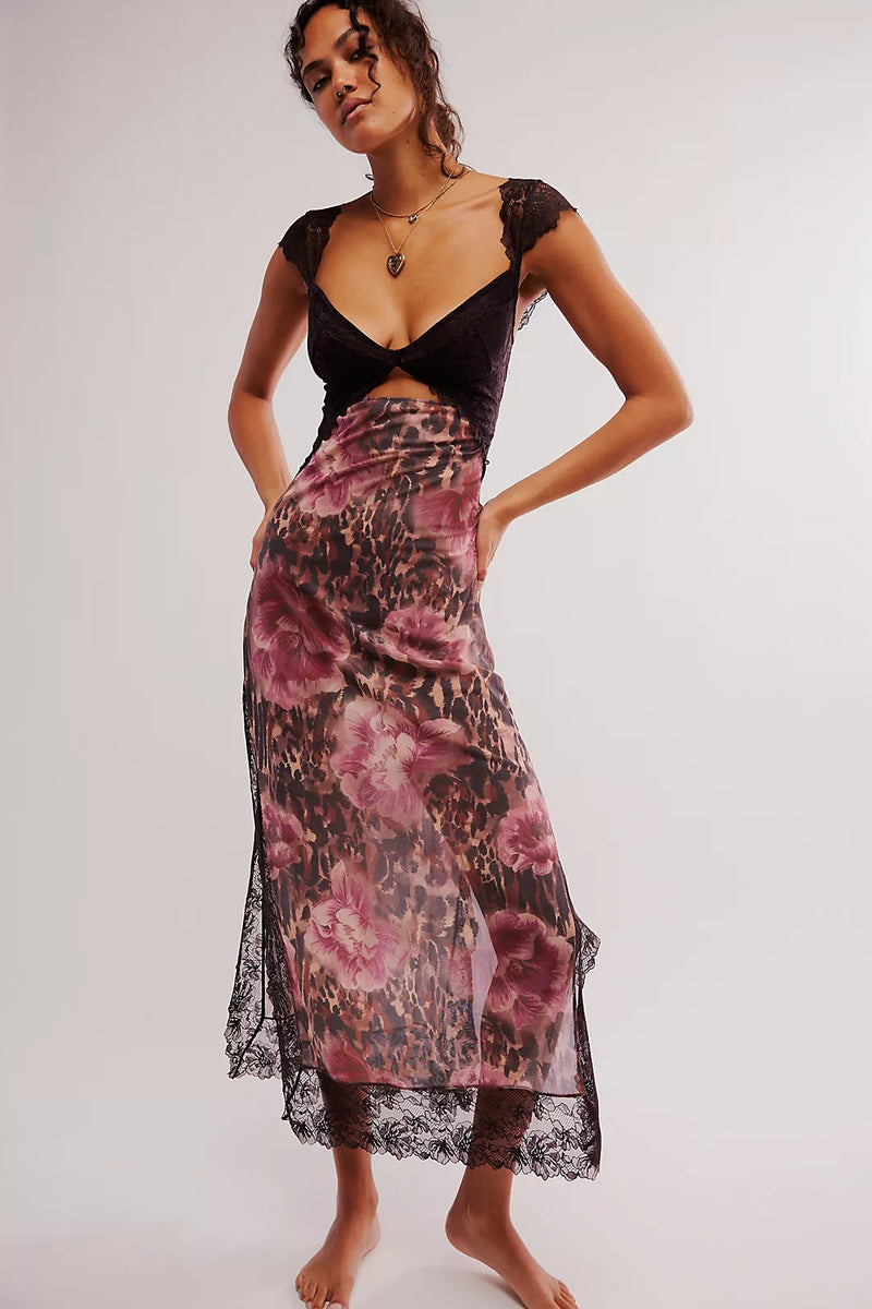 Gracefully Styled Garment for Any Occasion